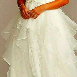 WEDDING GOWN Lace Plus Size 18 NewNevrWorn W/Tags